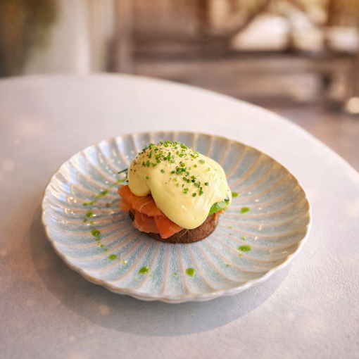Eggs benedict